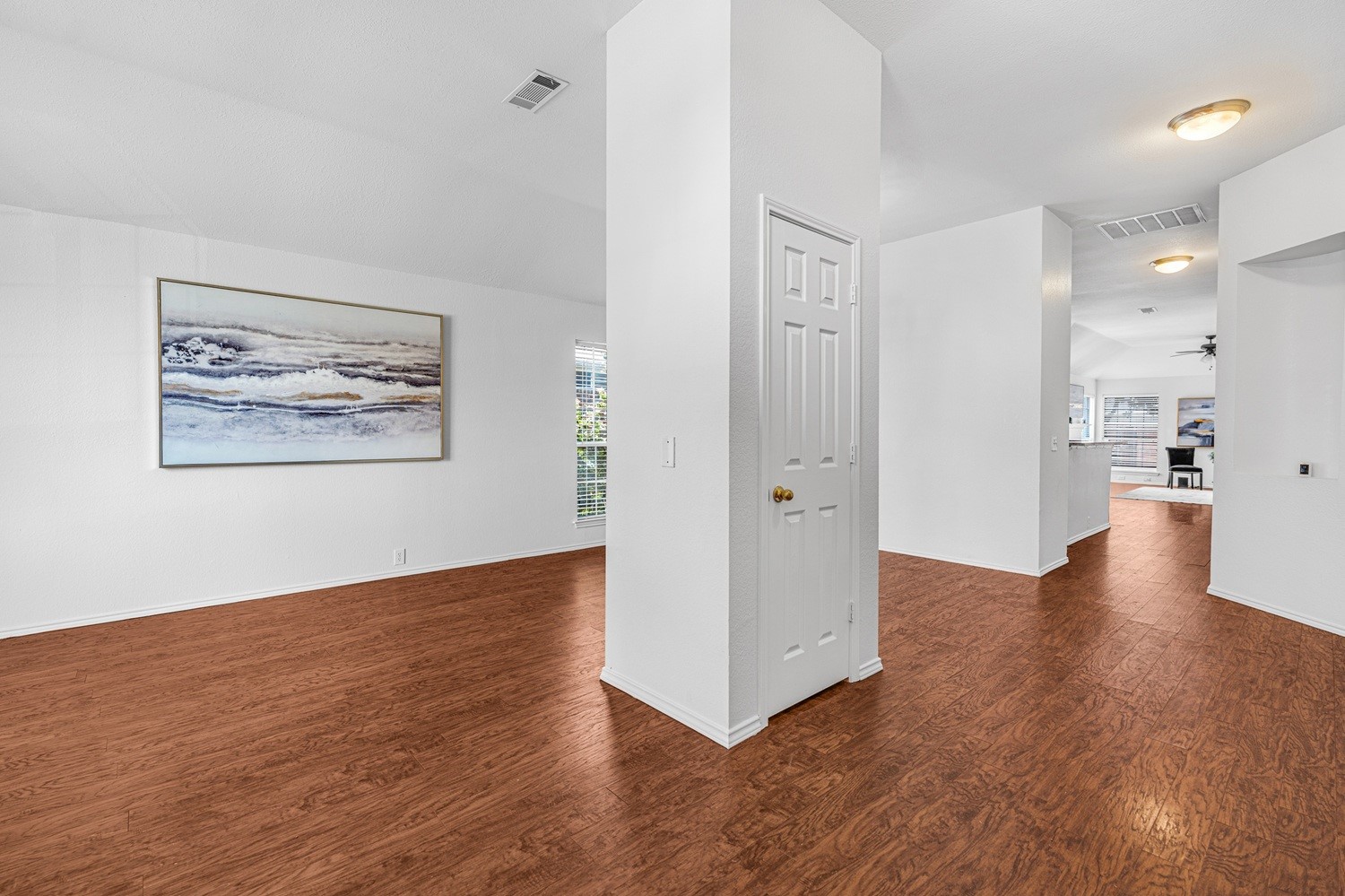 334 Touchdown Drive, Irving, TX 75063 — photo 3