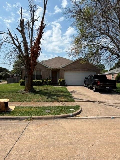 822 Breton Drive — photo