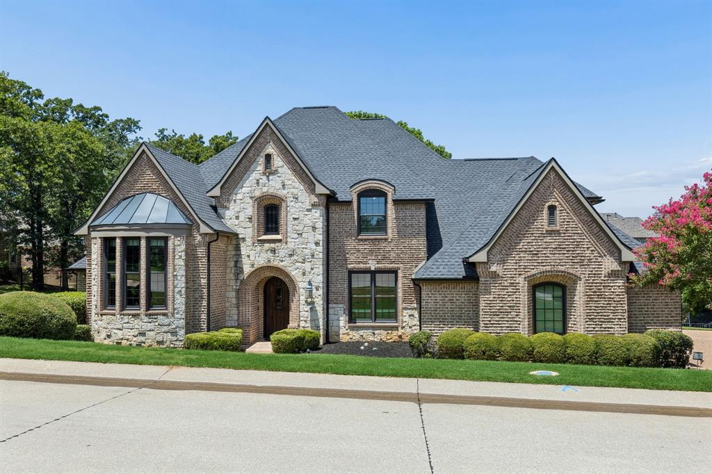 3075 Whispering Oaks Drive — photo