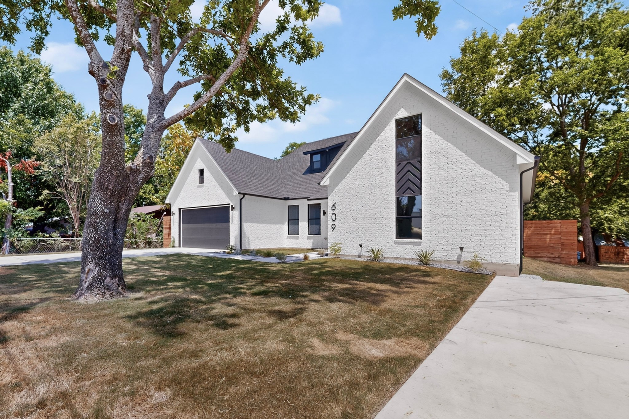 609 E Grove Street, Kaufman, TX 75142 — photo 3