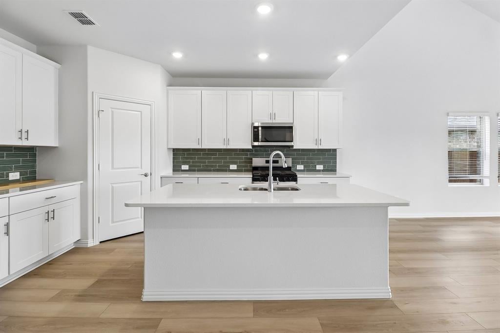 2124 Santa Anita Street — photo