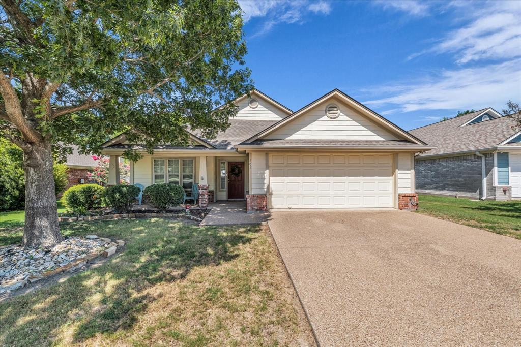 705 Heston Circle — photo