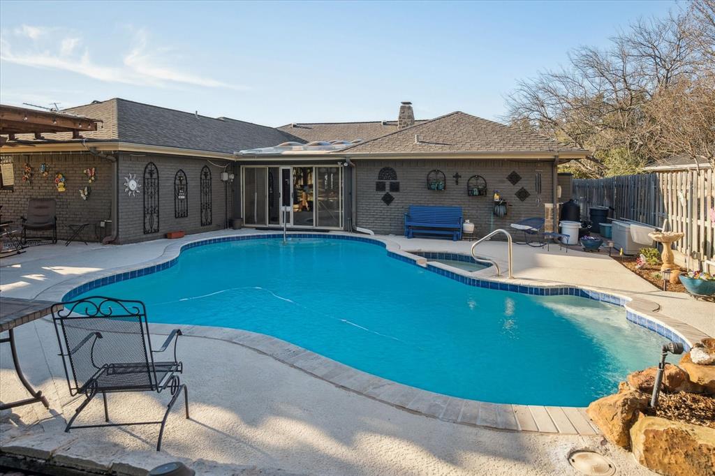 1118 Berkshire Court — photo