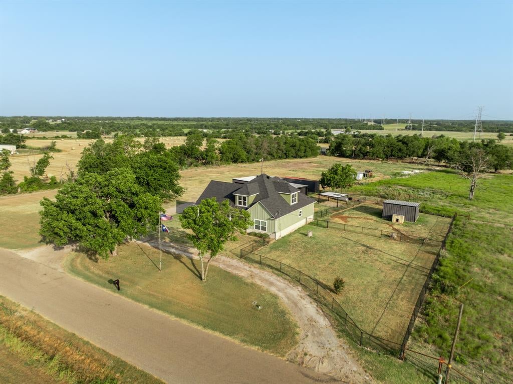 1122 W White Oak Road — photo
