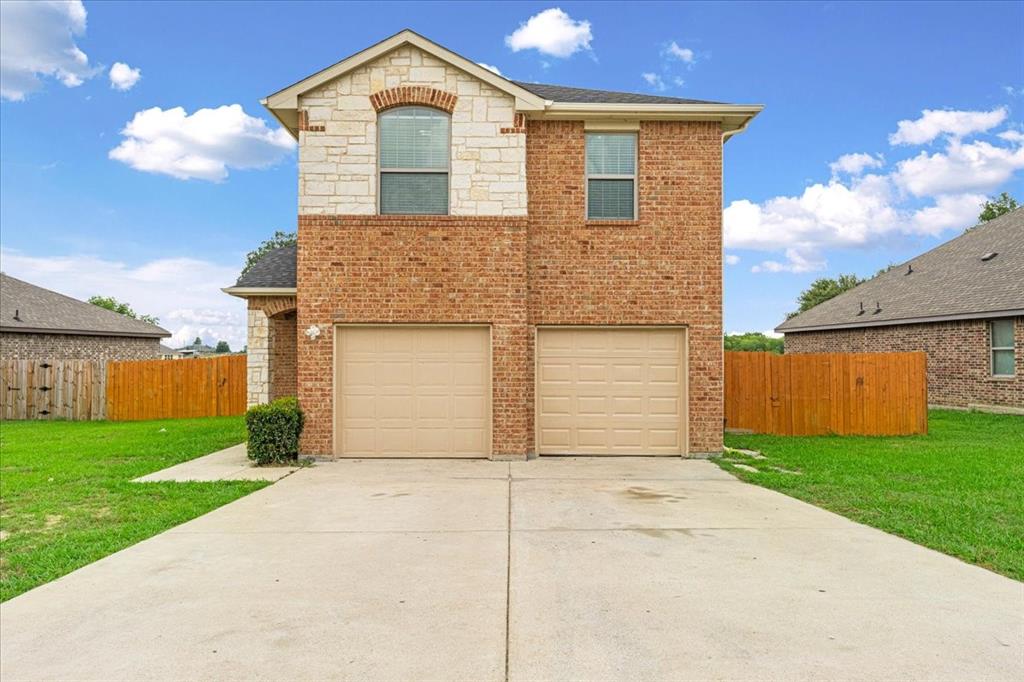 710 Woodcrest Drive — photo