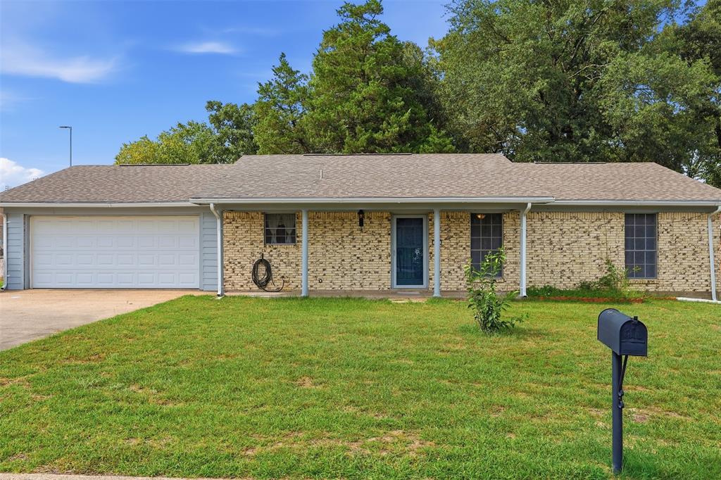 108 Brenda Dr. — photo