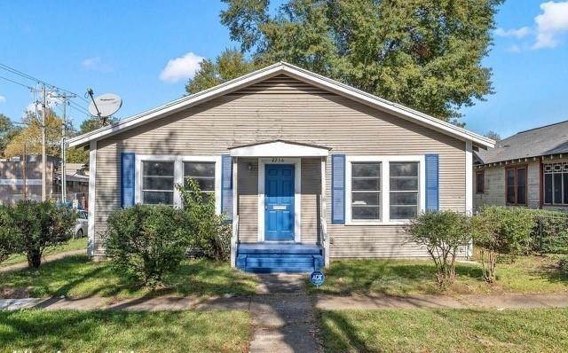 2756 Lillian Street — photo