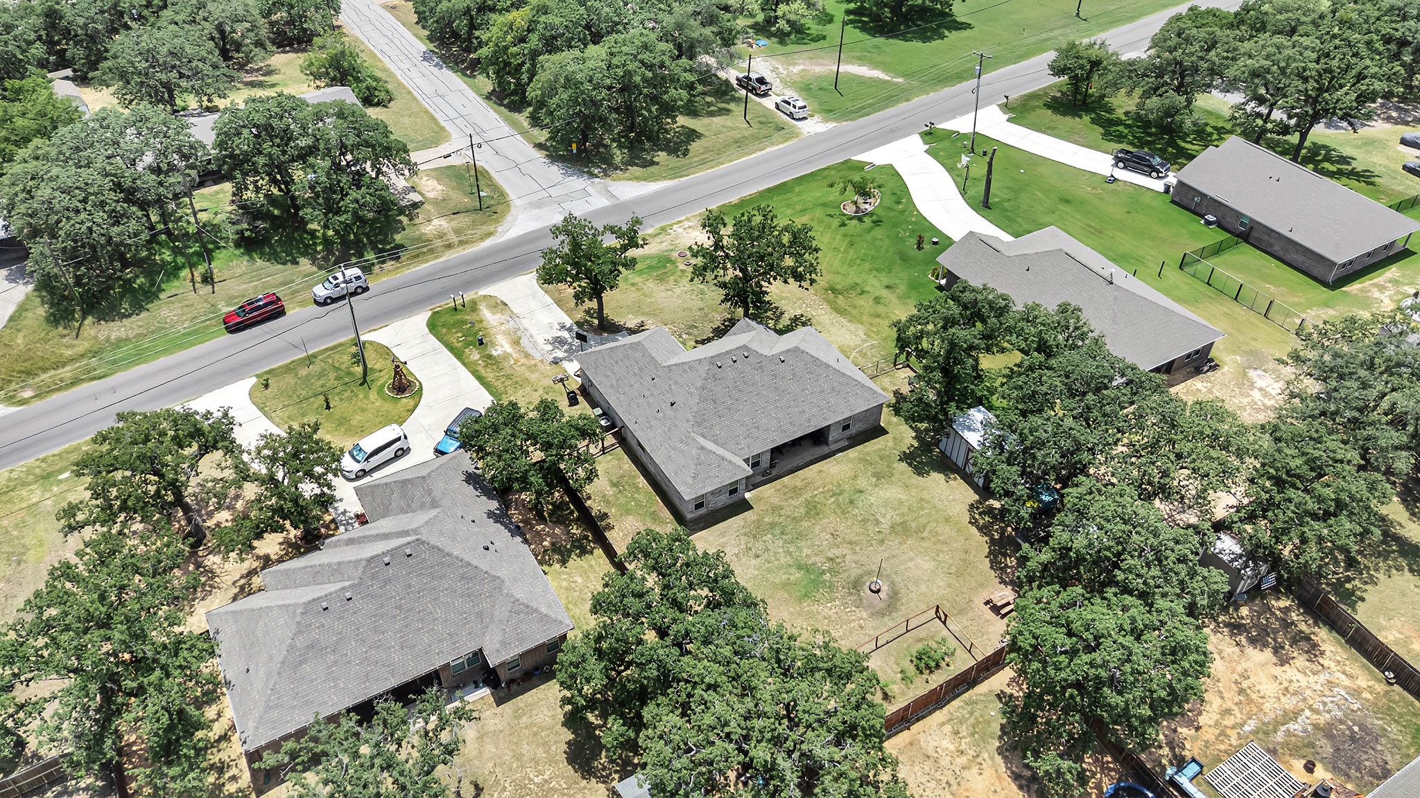 917 E 3rd Street, Springtown, TX 76082 — photo 2