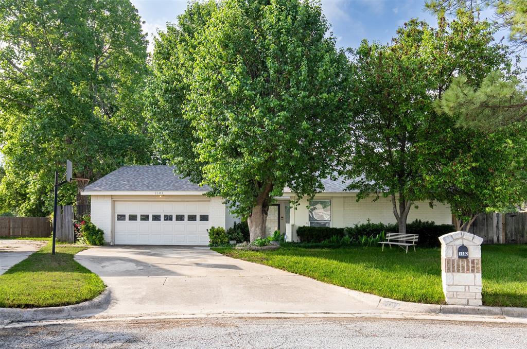 1102 St Croix Court — photo