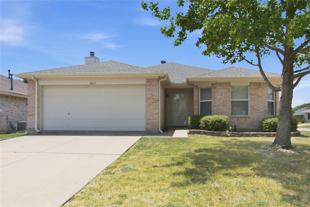 1065 Triple Crown Drive — photo