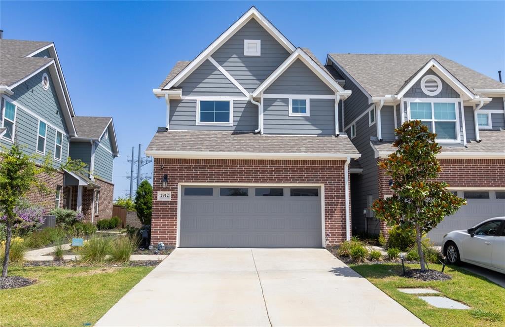 2912 Grandview Drive — photo