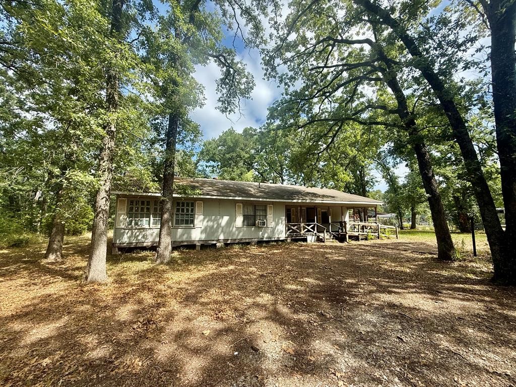 221 Northview Drive — photo