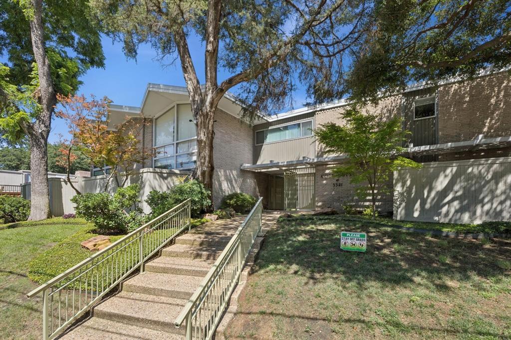 3321 Cole Avenue 116 — photo
