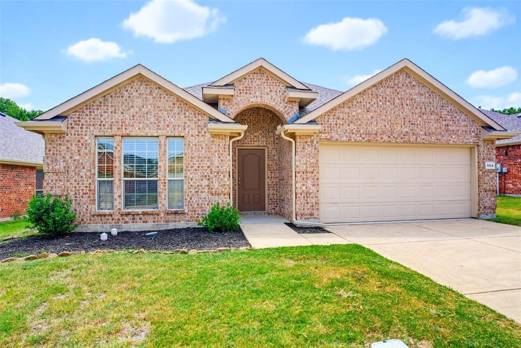 904 Buffalo Creek Drive — photo