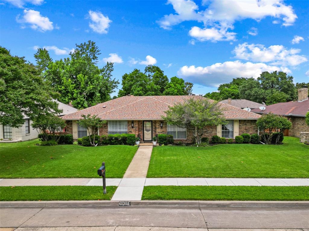 3301 Canterbury Drive — photo