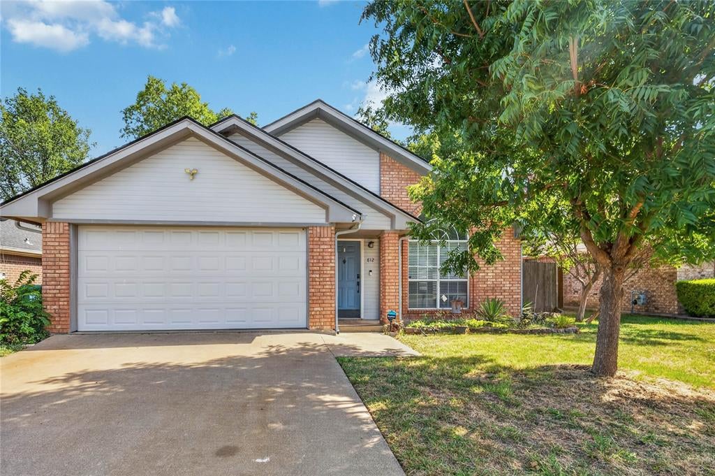 812 Brittany Drive — photo