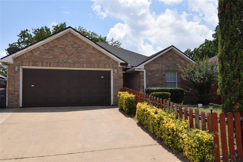 8516 Torreon Court — photo