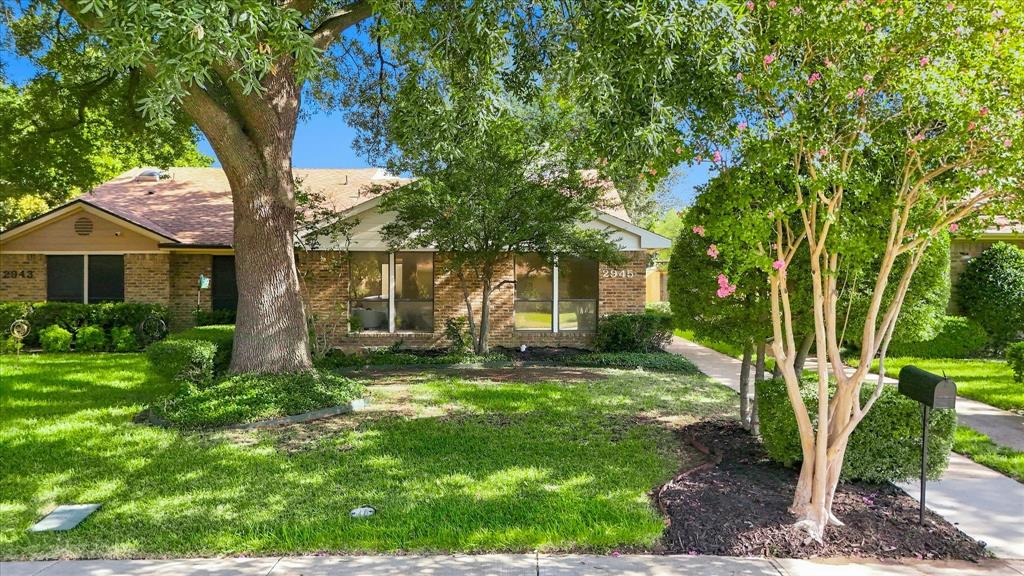 2945 Allister Street — photo