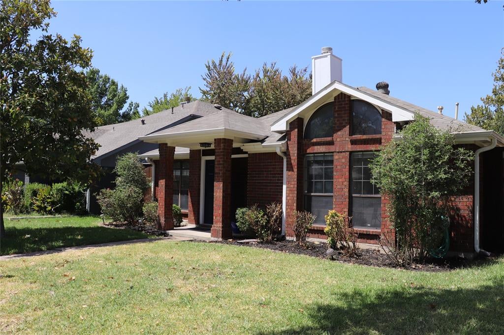 1600 Mountain Side Drive — photo
