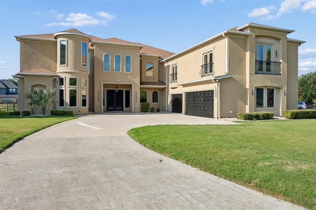 1032 Bentwater Parkway — photo