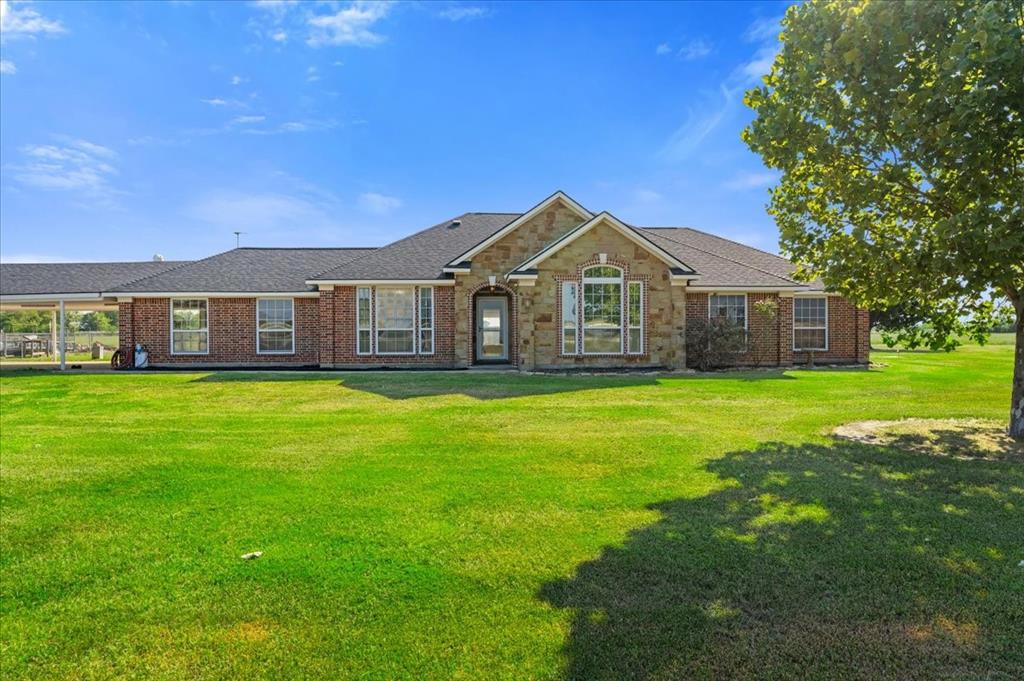 3411 FM 636 — photo