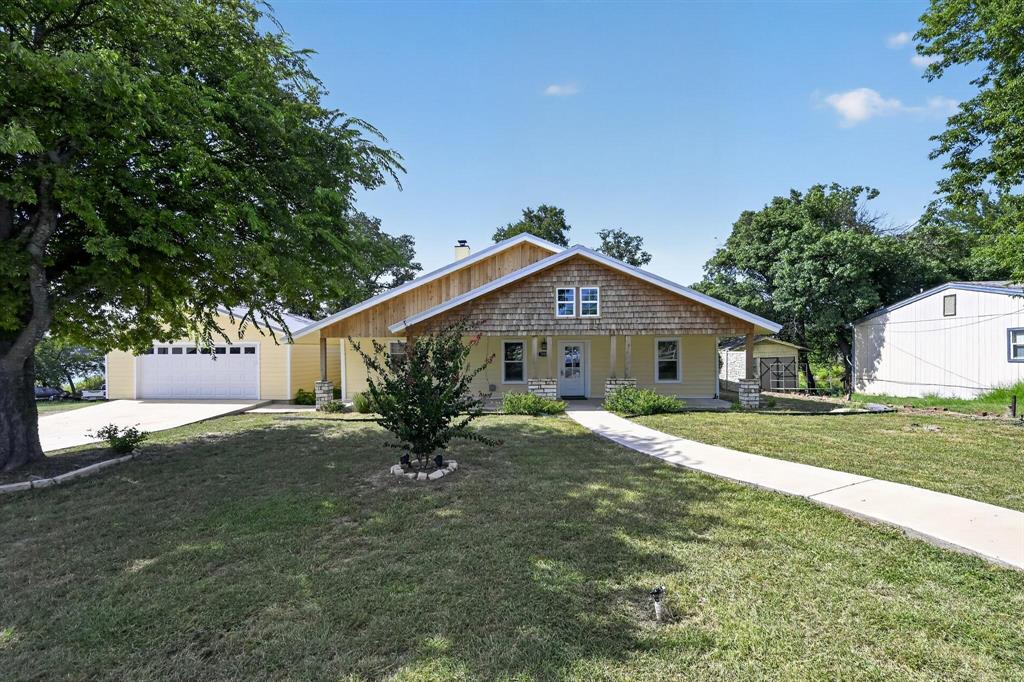 7228 Emerald Drive — photo