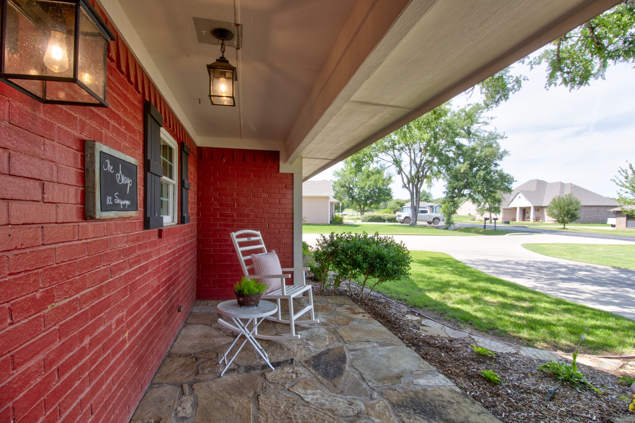 112 Sequoya Drive, Lake Kiowa, TX 76240 — photo 3