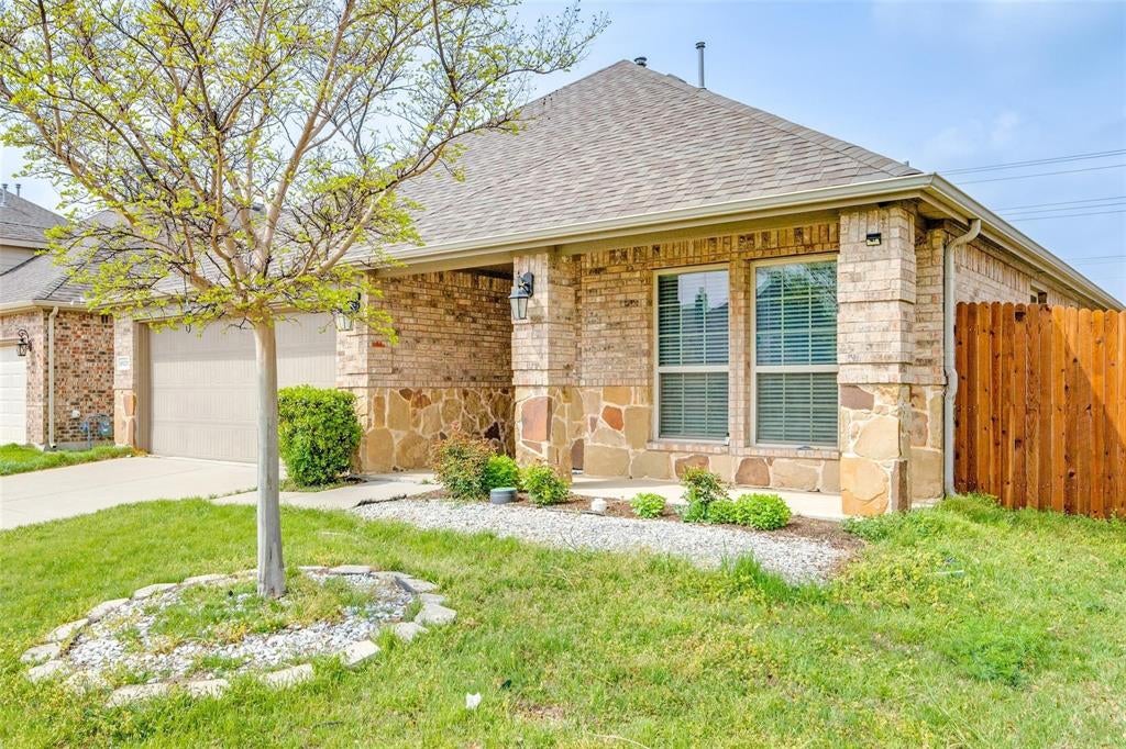 10220 Bennet Drive — photo