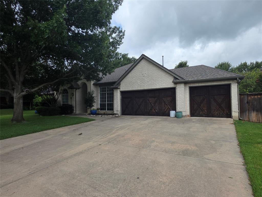 2717 Cliffwood Drive — photo