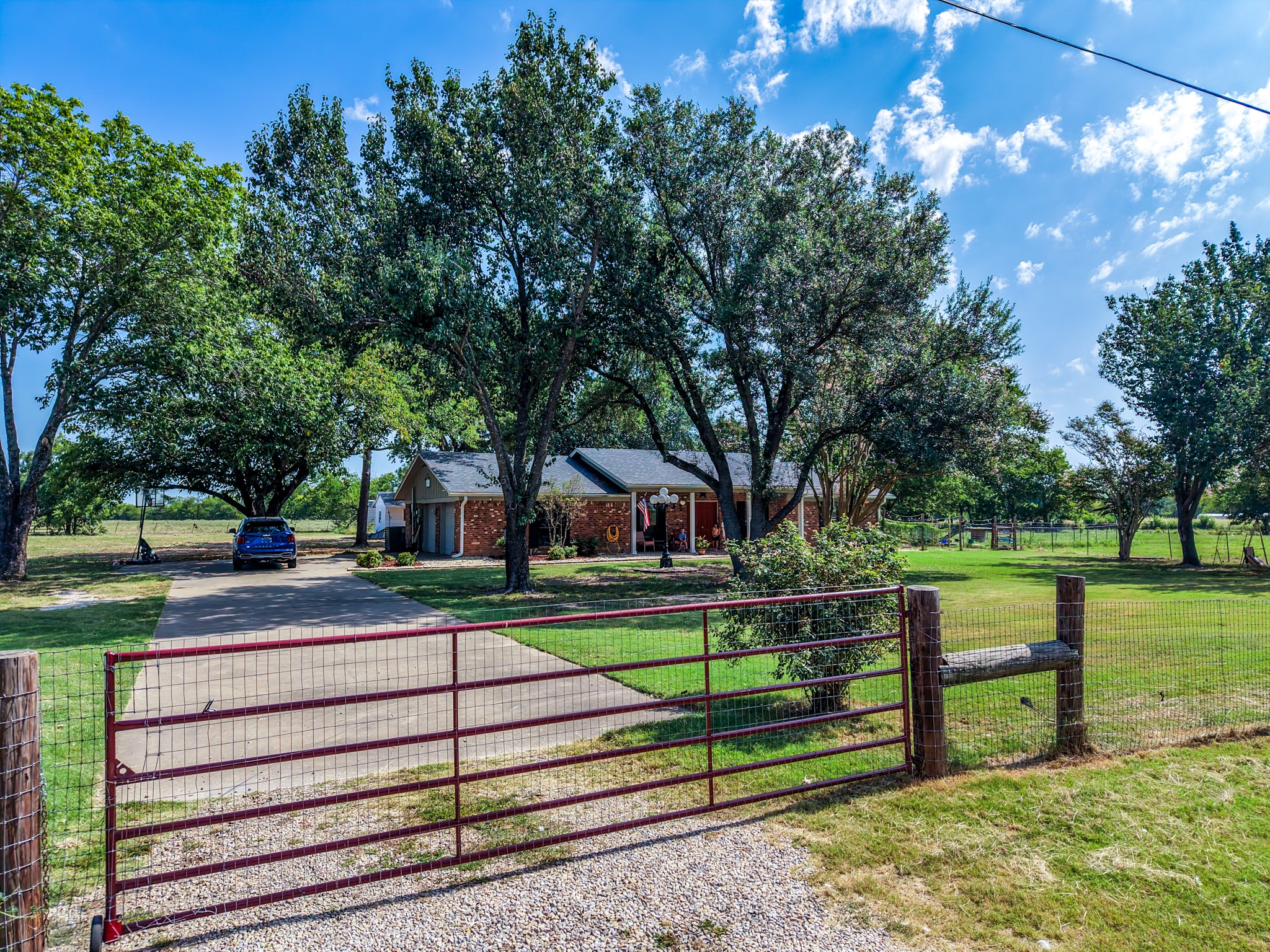 2767 County Road 1112 — photo