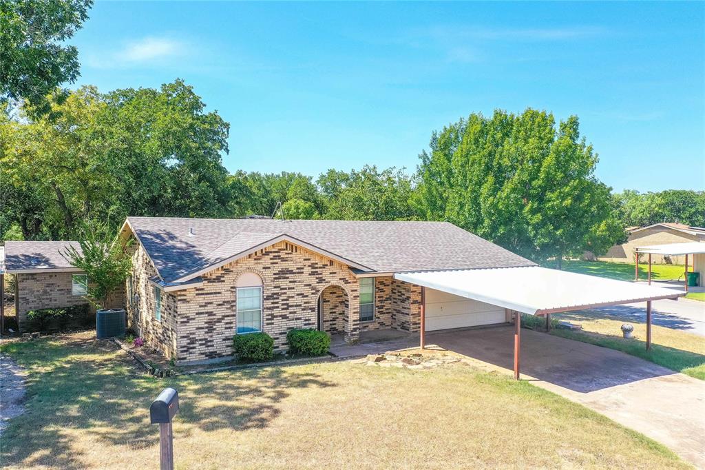 1715 Timberlane Street — photo