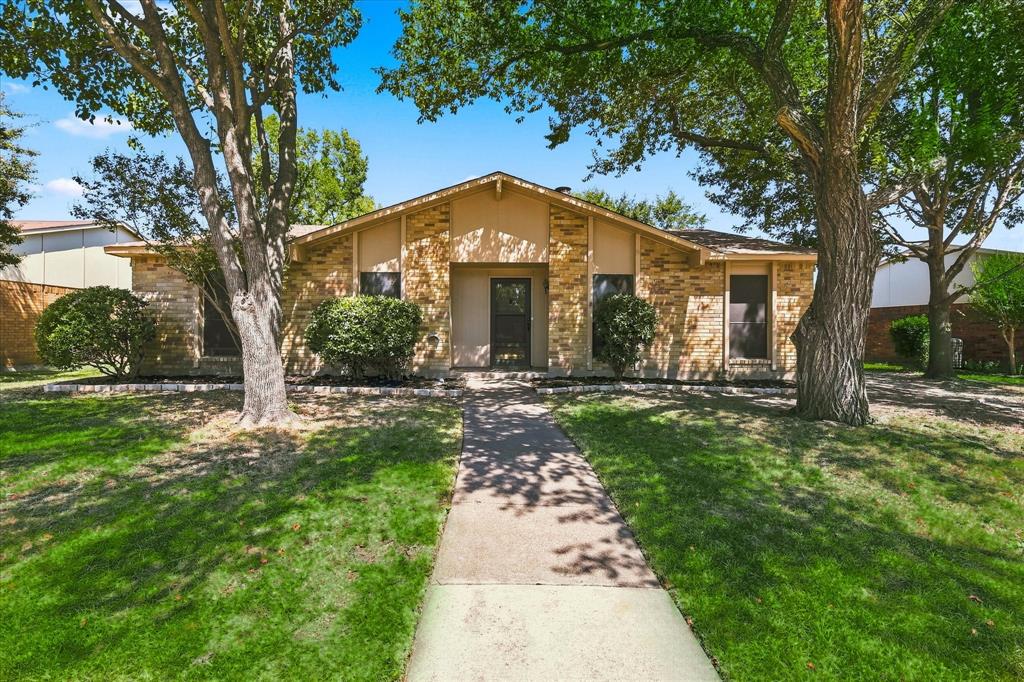 411 Clear Creek Lane — photo