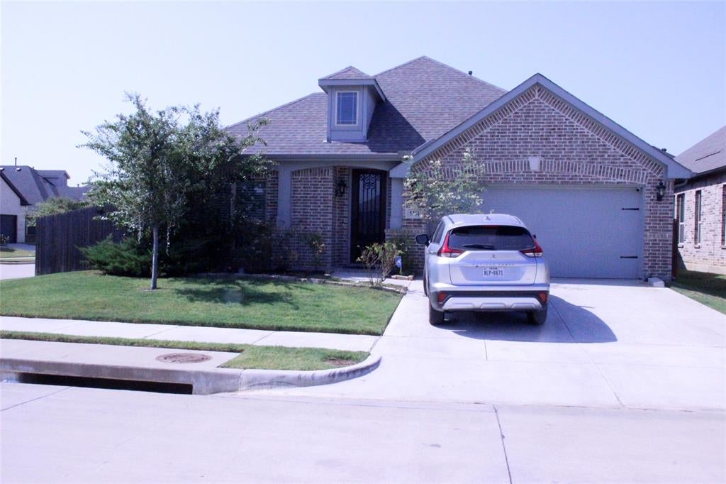 5301 Brazos Lane — photo