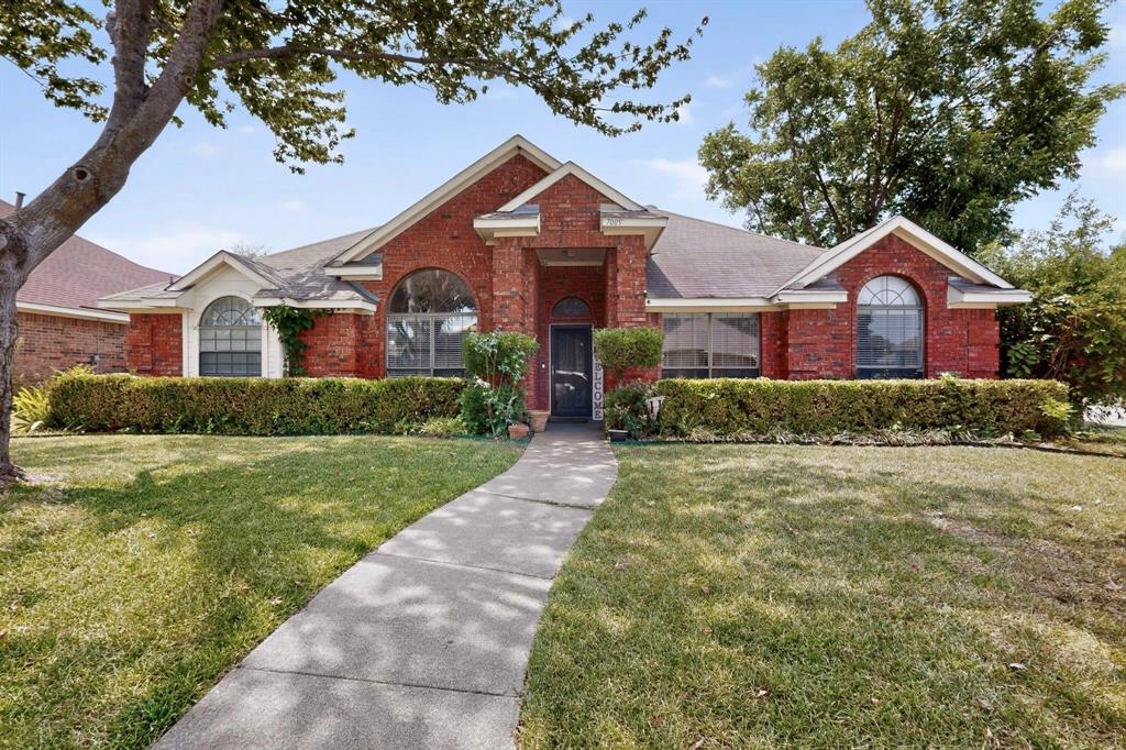 7005 Buckhorn Drive — photo
