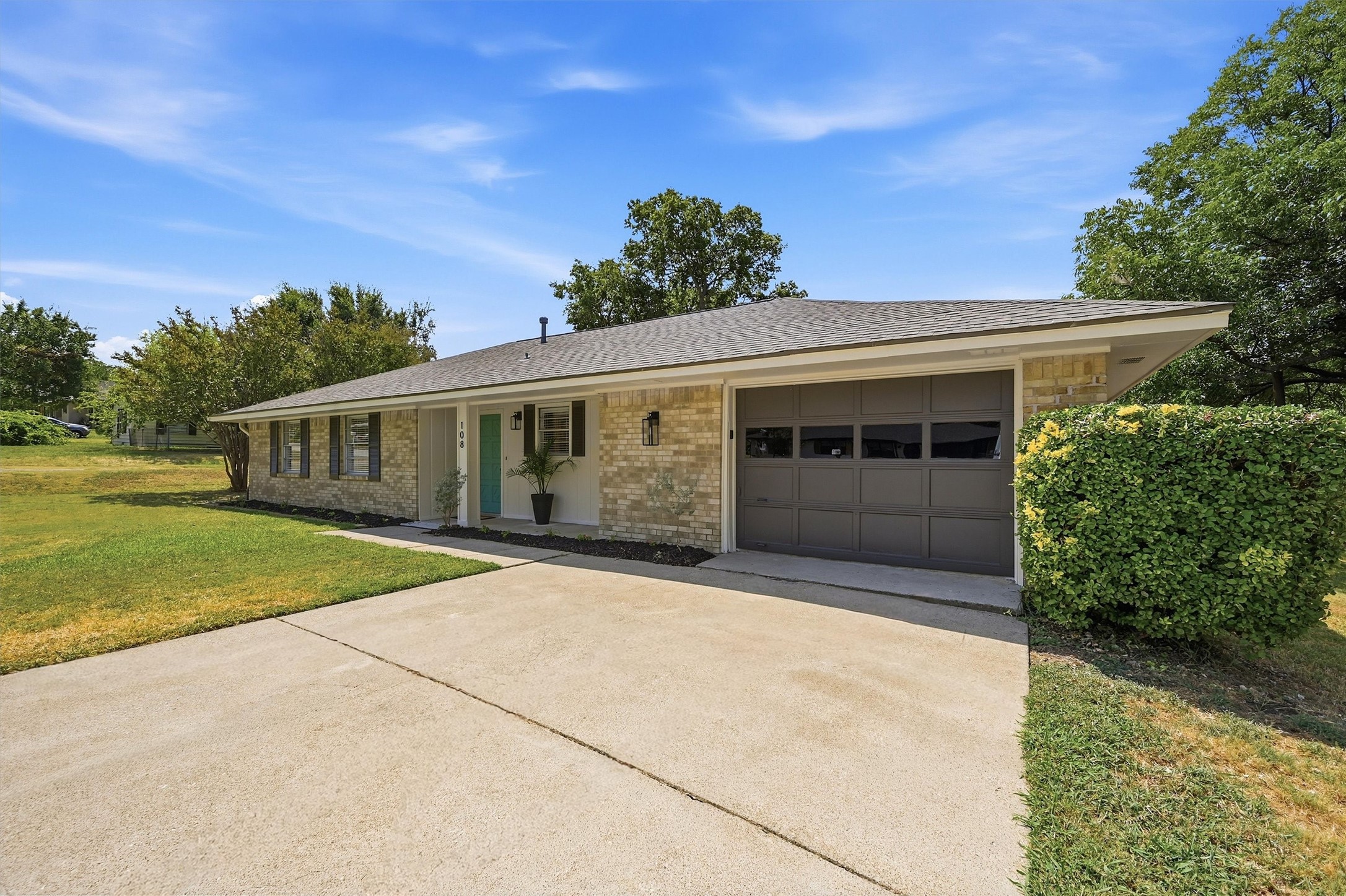 108 E 5th Street, Prosper, TX 75078 — photo 2