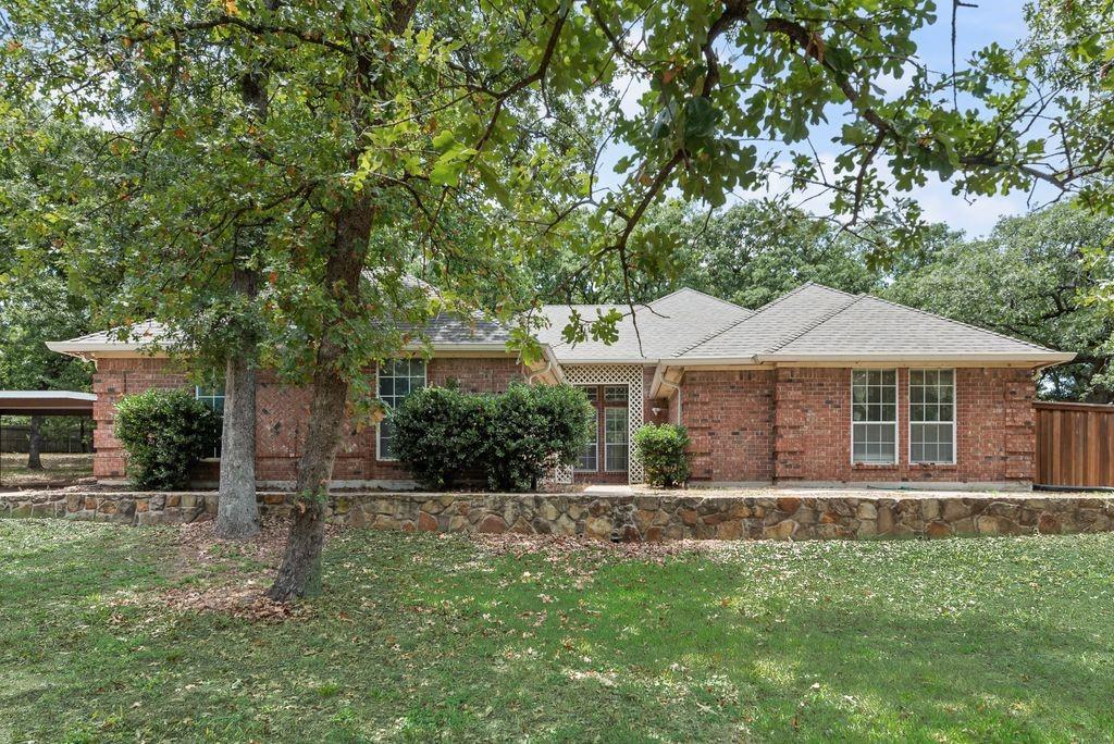 1022 Oak Tree Drive — photo