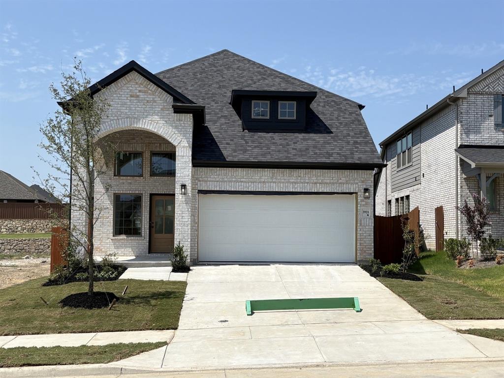 3921 Lakefield Drive — photo