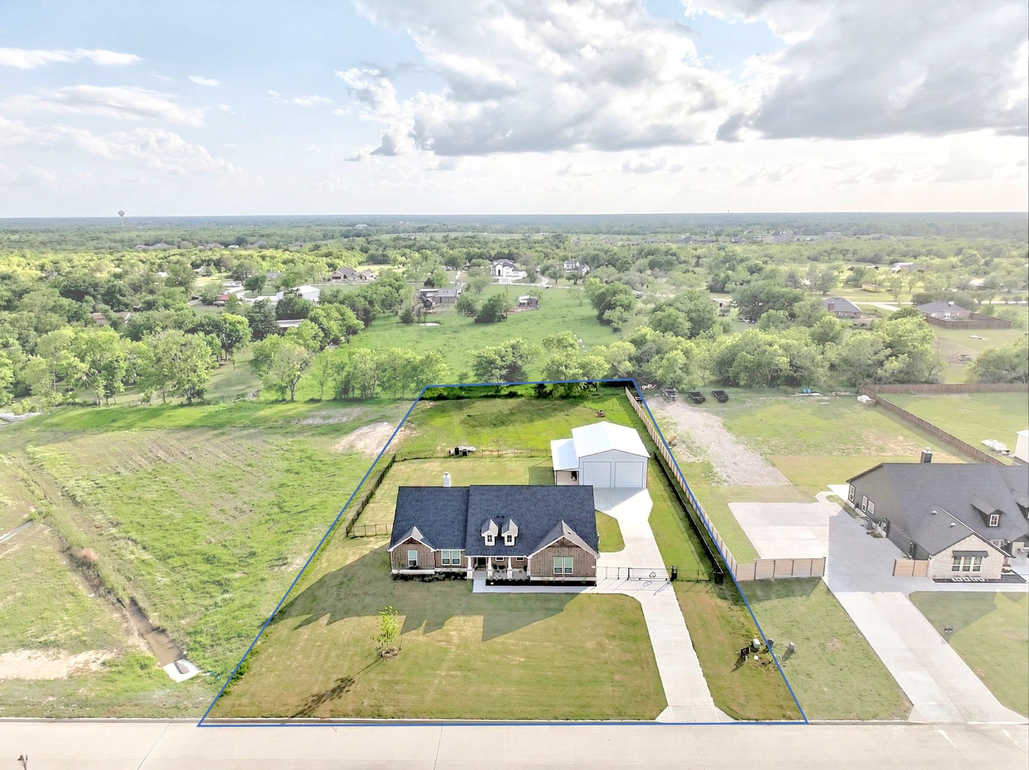 2446 Blackjack Oak Road — photo