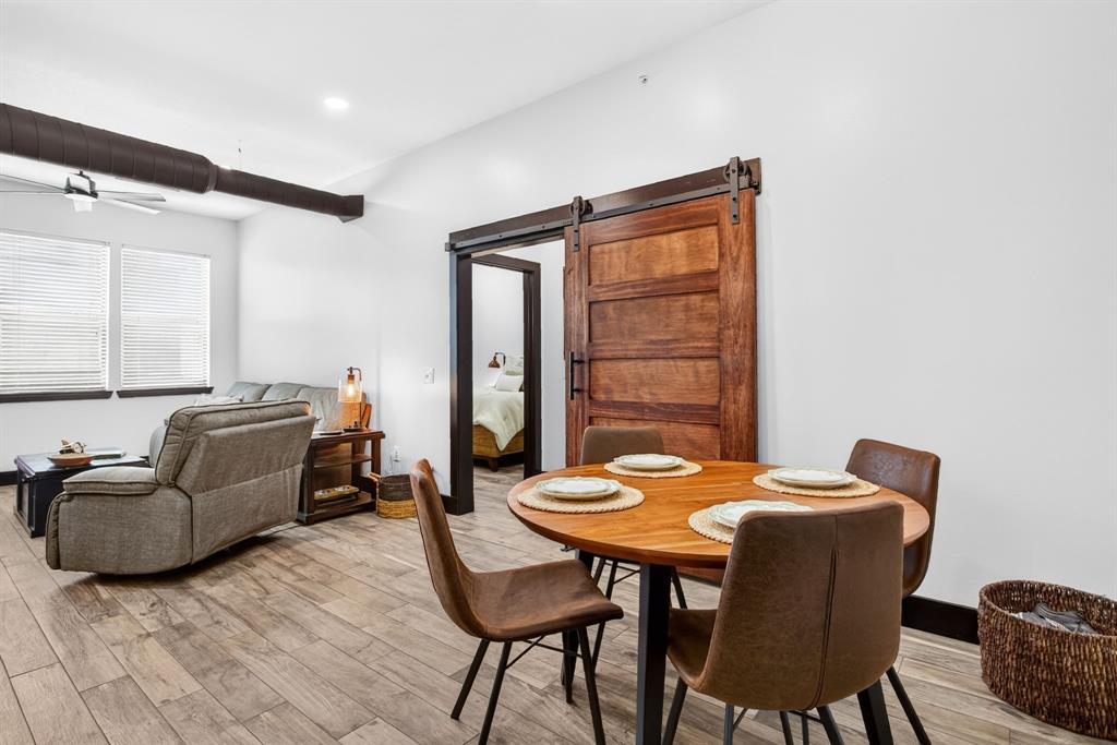 201 W Lancaster Avenue 421 — photo