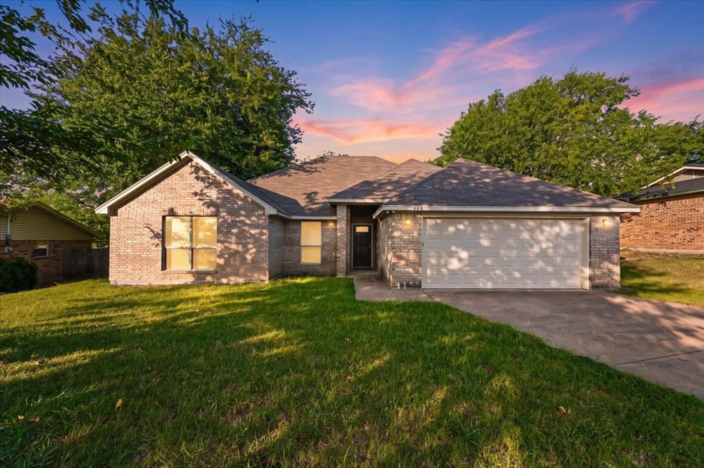 440 Pecan Drive — photo
