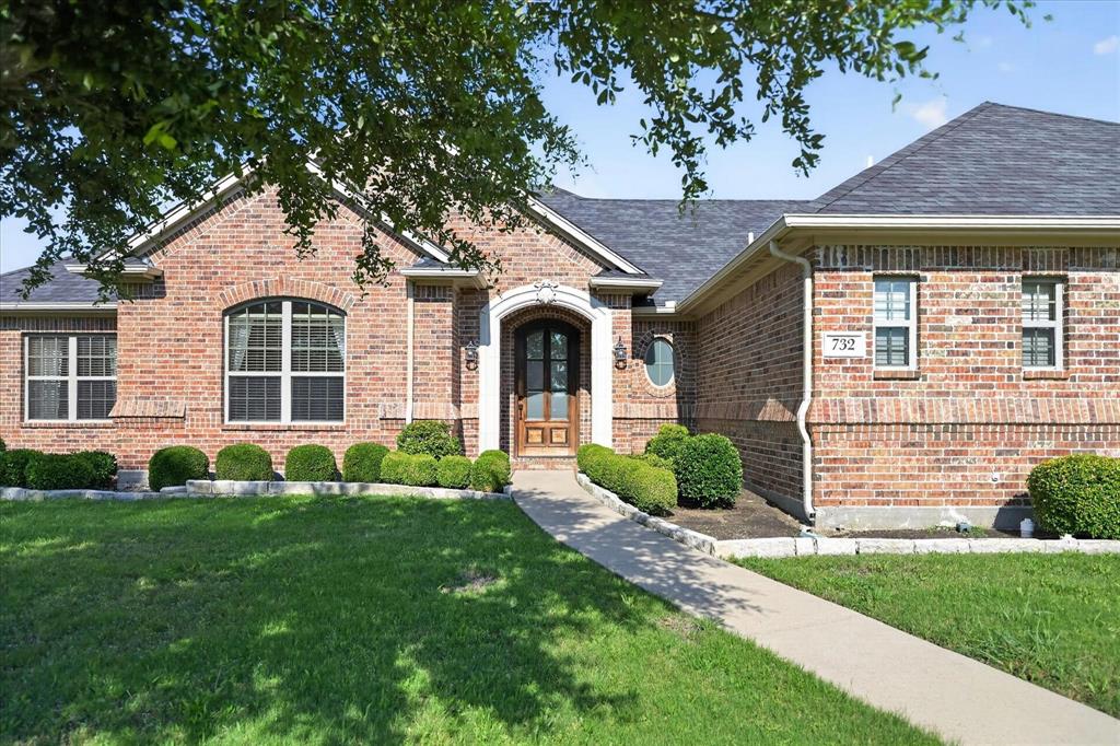 732 Forest Creek — photo