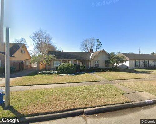 9035 Hendon Lane — photo