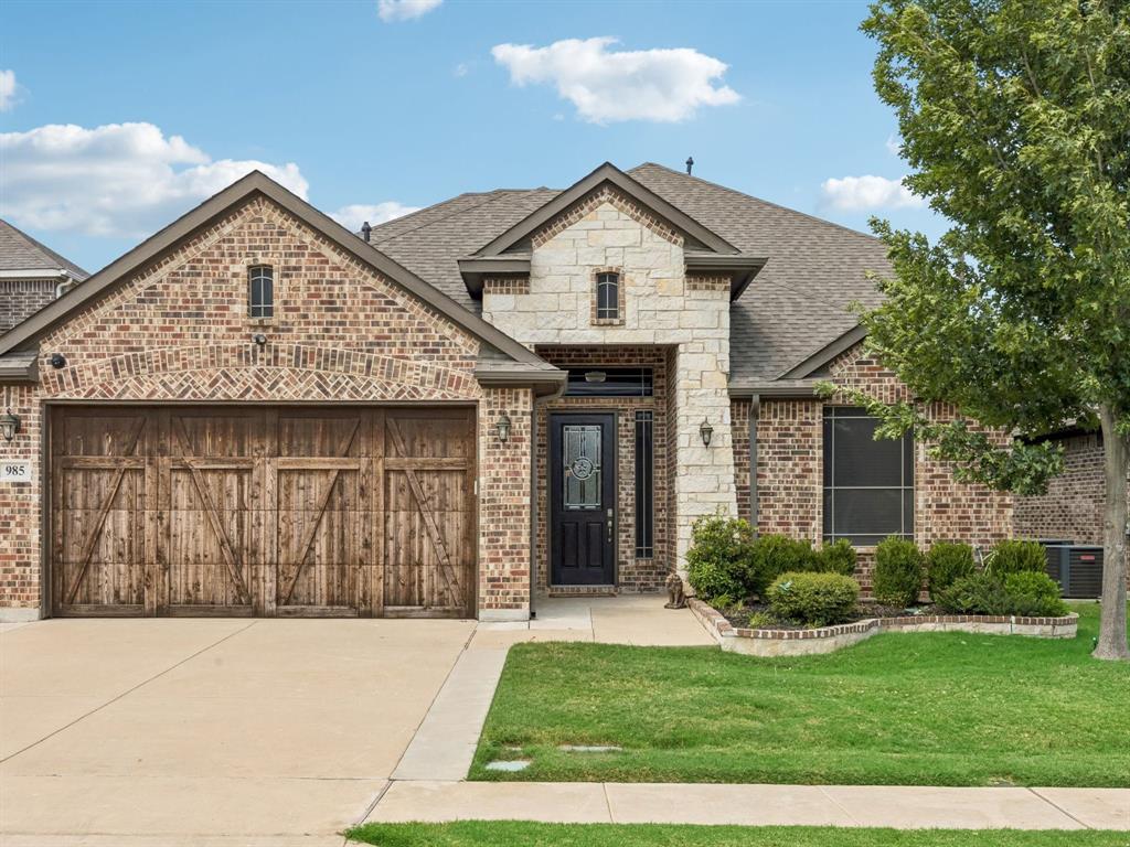 985 E Villas Court — photo