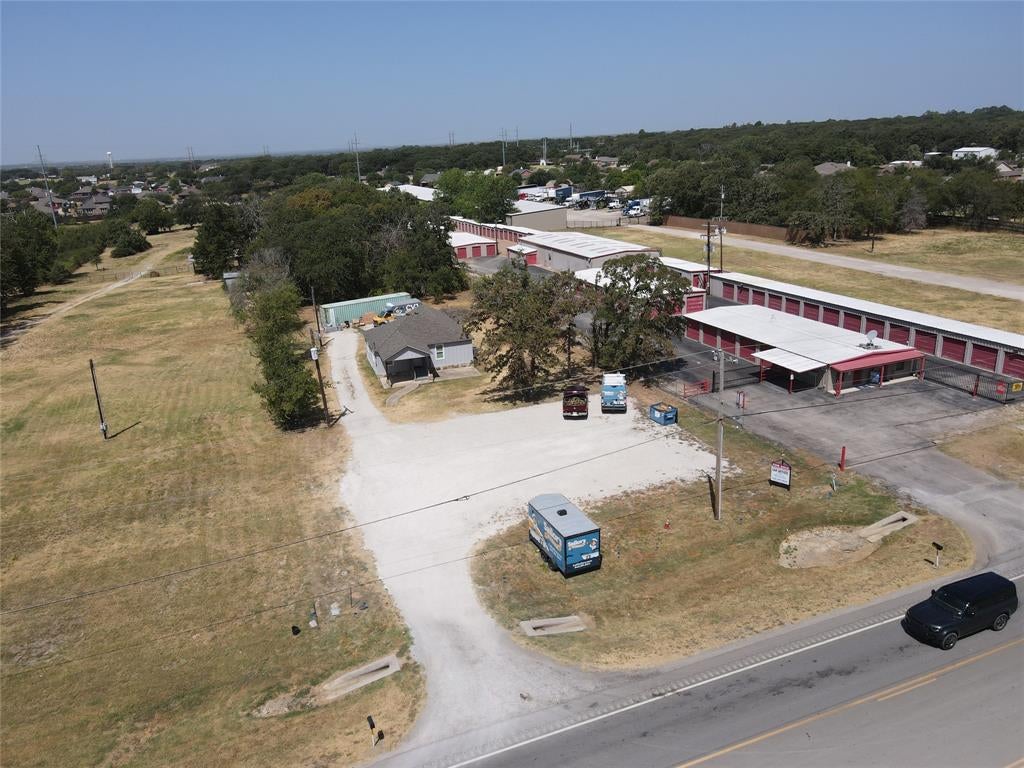 5049 S US 377 — photo