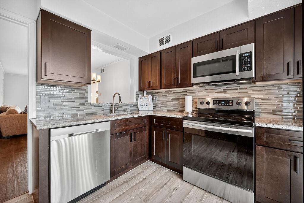 3609 Parkridge Drive 204 — photo