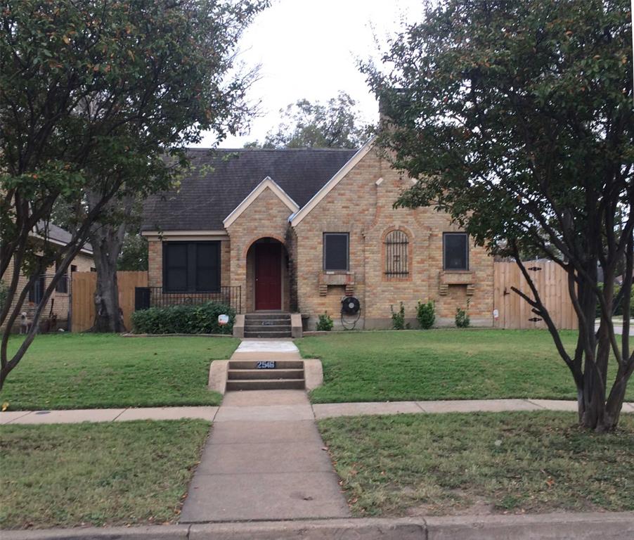 2546 Gladstone Drive — photo