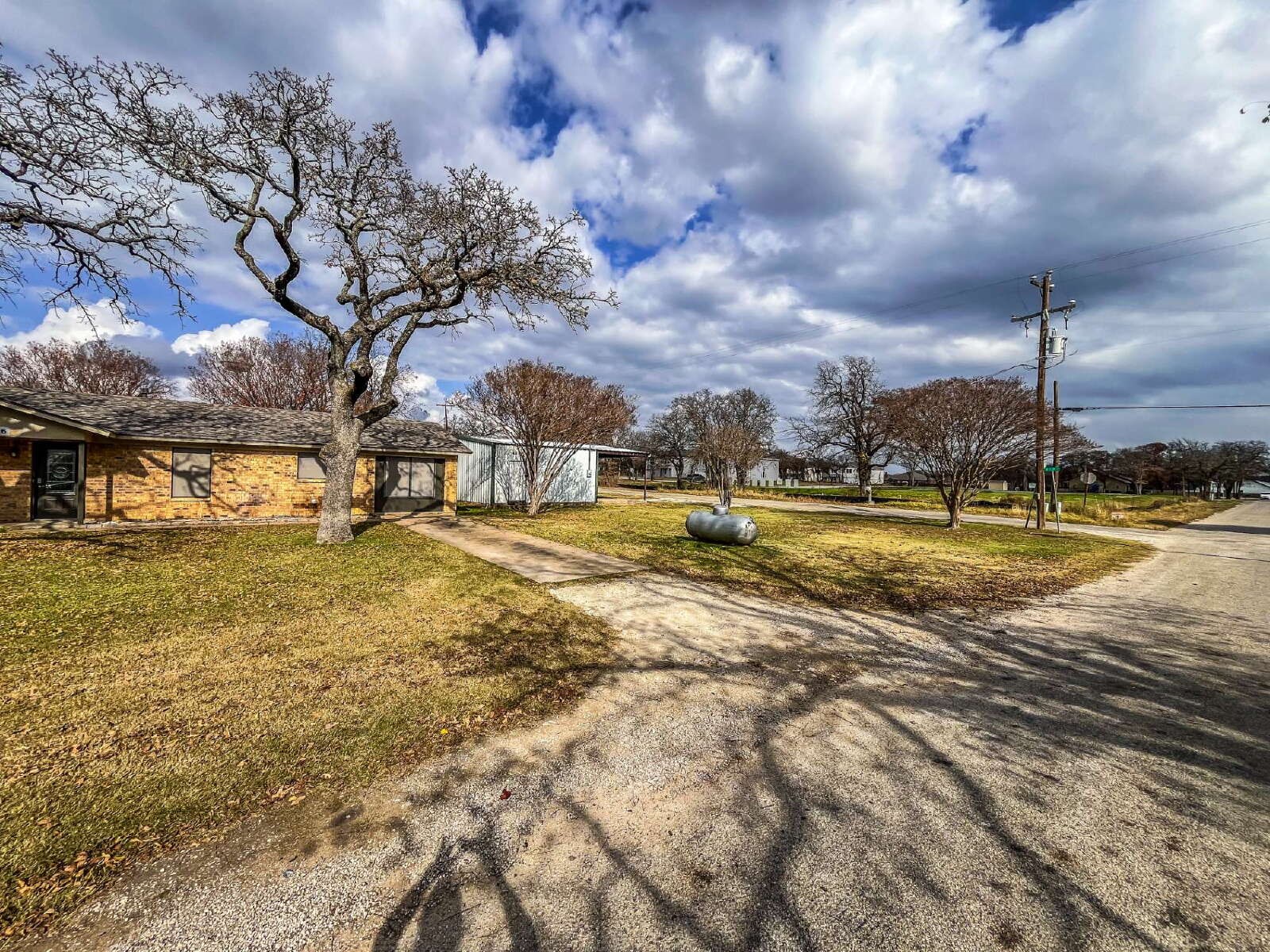 206 E 3rd Street, Tolar, TX 76476 — photo 3