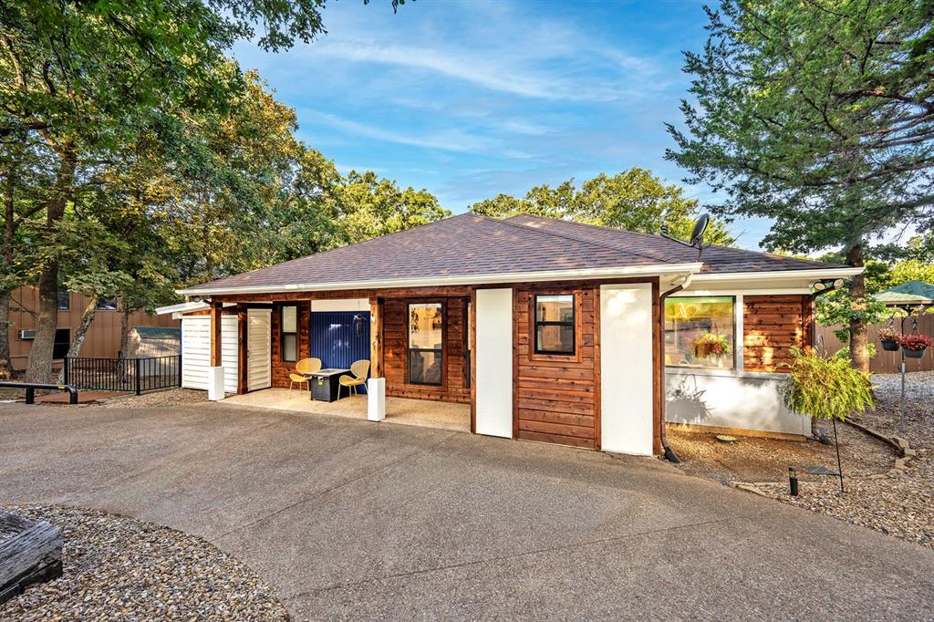 153 Bridlepath Drive — photo
