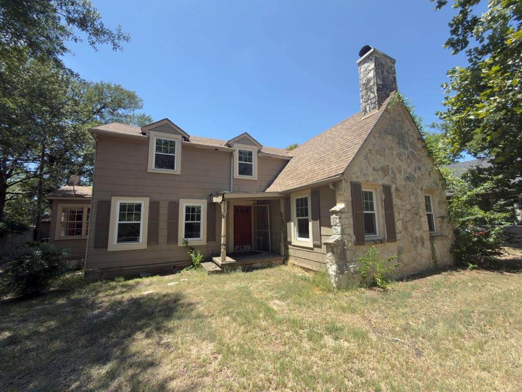 2309 Mayo Street — photo