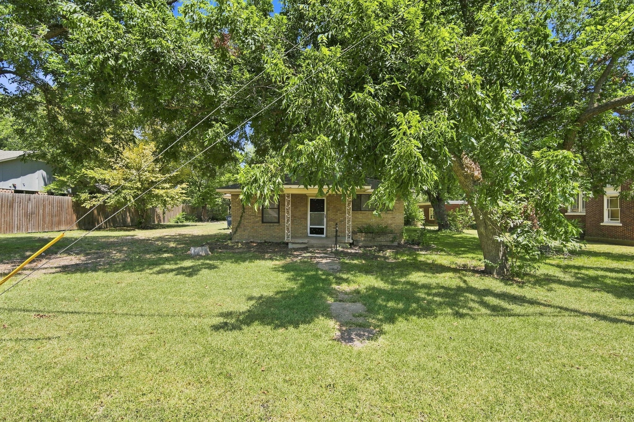 204 Methodist Street, Red Oak, TX 75154 — photo 2